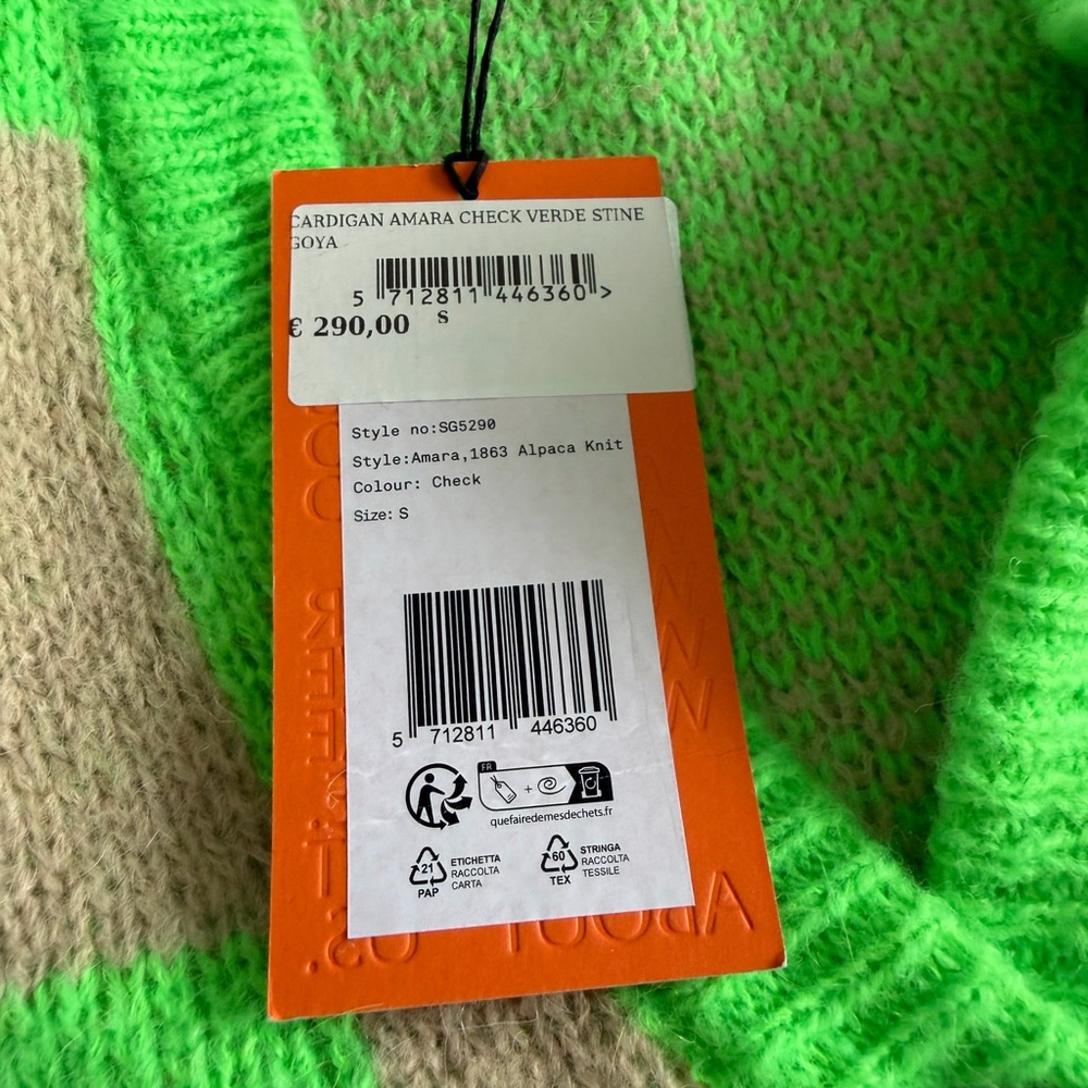 STINE GOYA Vibrant Green and Tan Knit Sweater - Picture 8 of 9